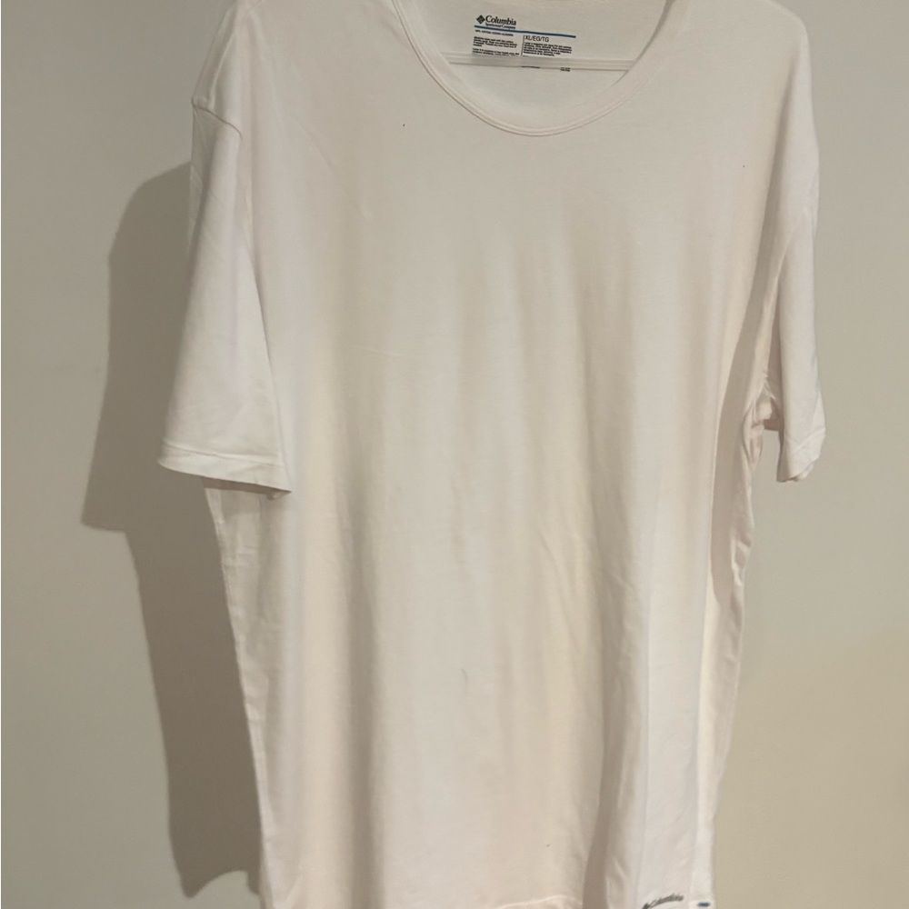 Columbia Men's Classic White Tee